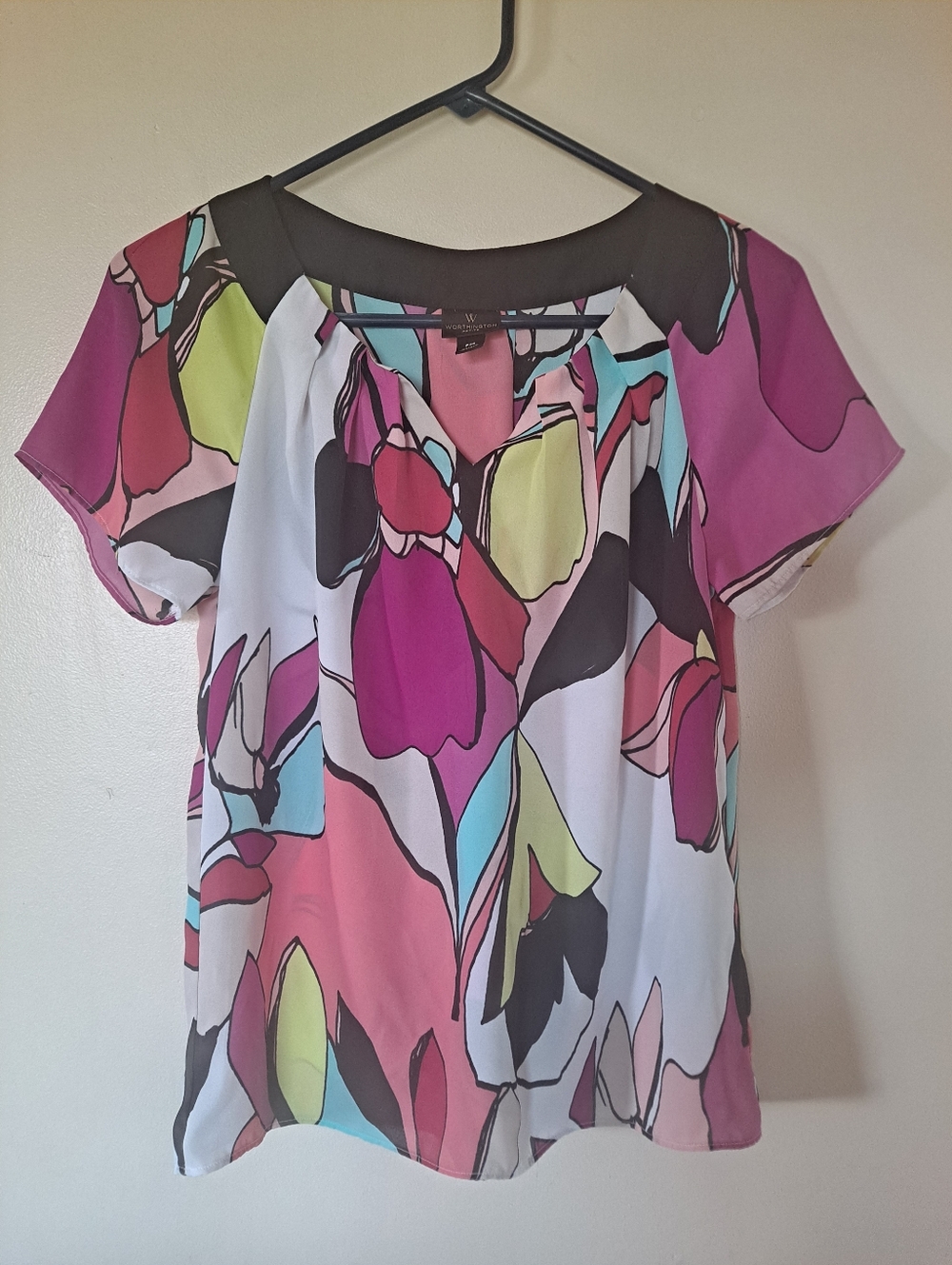 Women's Abstract Floral Short-Sleeve Blouse in Fuchsia Multi